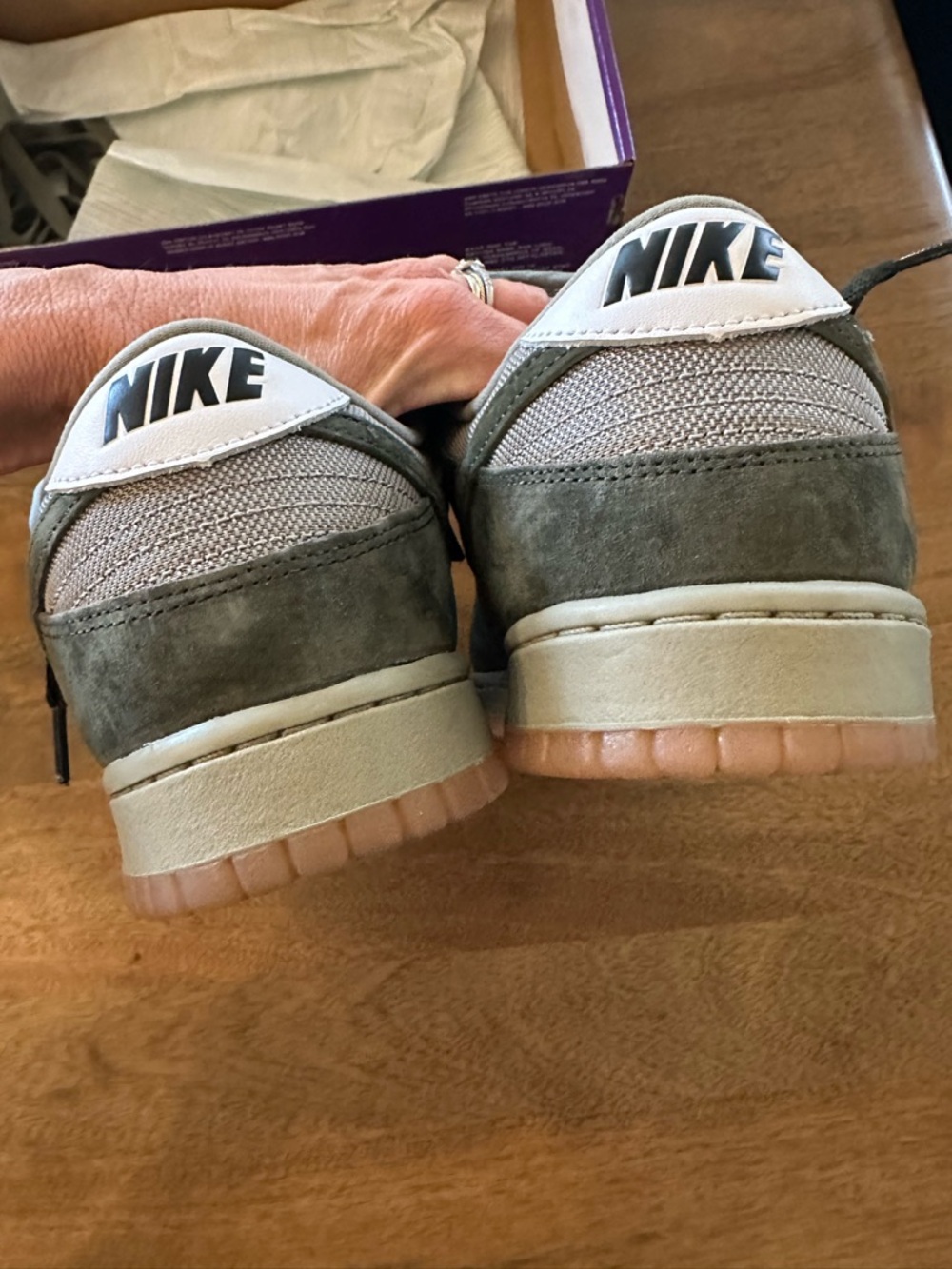 NIKE SB DUNK LOW PRO B - SEQUOIA / LT ARMY / WHITE  Mens 10.5 - Picture 7 of 10